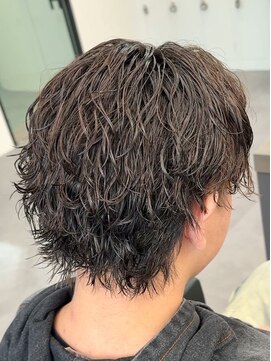 ノイセル 心斎橋(Noisyle) サーフカール×センターパート×海外ヘア×黒髪