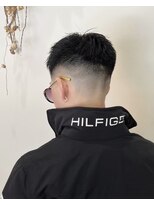 ミナト(minato)&nbsp;フェードカット/スパイキーショート