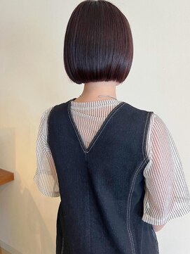 トップヘアー アヴェニュー 刈谷(TOPHAIR Avenue) 襟足ギリギリ、ワンレンボブ