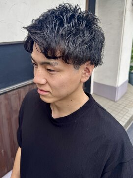 フィアート ヘアドレッシング サロン(Fiato Hairdressing Salon) 刈り上げアップバング