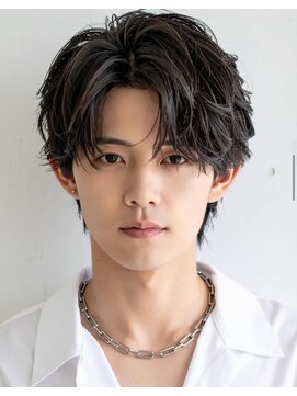 サン 福井工大前店(SUN) ツイスパ/波巻き/眉毛/バーバー/ニュアンスパーマ/ブリーチ