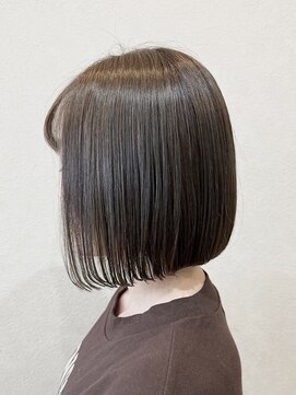 フルー(fleu) 【切りっぱなしボブ】