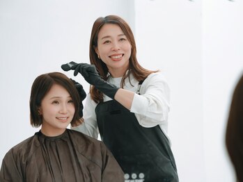 ソメ ダイエー池田店(SOME)の写真/[根元￥2530/全体￥2970-] プロが染めるヘアカラー専門店!カラーバリエーション豊富で理想のブラウンが叶う♪