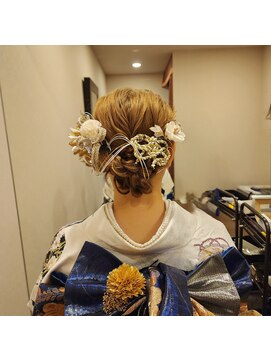 ウルプラスアイ(URU+ai) 成人式　ゆる編みシニヨン