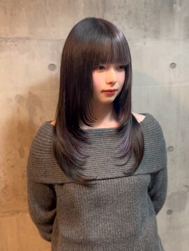 ニア 浅草(Nia) レイヤーカット／デザインカラー