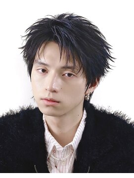 アストラ(ASTRA) MEN’S HAIR/波巻きツイストスパイラル/リバースセンターパート