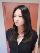 カルパ(calpa)&nbsp;ワンホンレイヤーカット×センターパート前髪×地毛風カラー