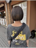 パツットボブにプレイングカラー
