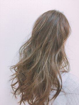 ダスティ 豊科駅前店(Dasty) 外国人風バレイヤージュカラー