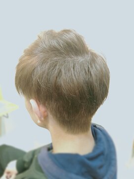 エーレヘアー(ehre hair) 【ehre hair】襟足スッキリショート