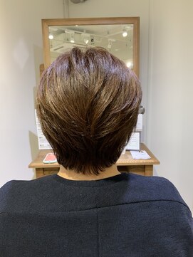 ユーネリー(U-NERY) ショートレイヤースタイル