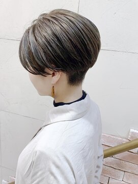 モリオ フロム ロンドン 成増店 ☆【morio成増】2ブロックフレンチショート&ハイライト