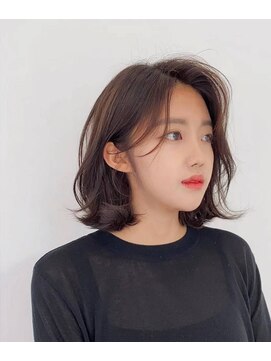 サロン Salon アイ アート ミディアムヘア