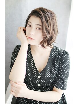 フォーハウス プラスエヌ(FOURHAUS +n) 20代30代40代　大人モードボブ【草津】