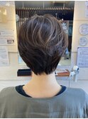 ショートボブ
