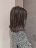 切りっぱなしボブ+コントラストハイライト