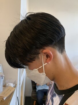 ヘアー ミュゼ 大西店(HAIR Musee) センター分けマッシュ