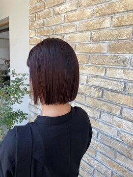 アーリア(aria) ぱつッとボブ