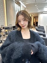 ミディアムヘアくびれヘアぱっつん前髪韓国レイヤー小顔へア