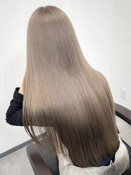 ロイス 神宮前(ROIS) ミルクティーベージュ/ダブルカラー/ケアブリーチ/ハイトーン