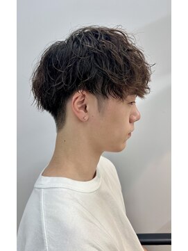 サロンドジョー(salon de joe) ツイストスパイラルパーマメンズマッシュ刈り上げ 奥東巧真