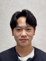 エメン(EMEN)&nbsp;センターパートコンマヘア