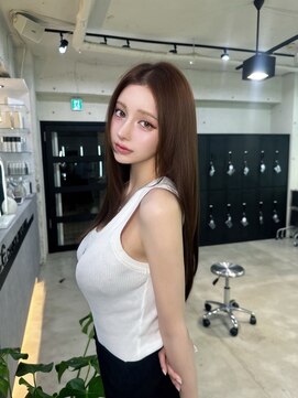 シェノン バイ アランスミシー 表参道(CHAINON by Alan smithee) 表参道/クラゲヘアー/オリーブグレー/小顔/ココアベージュ/渋谷