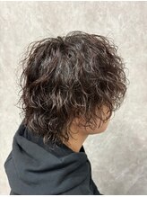 再現力の高いカット、パーマでセットも簡単に♪頭皮ケアなど大人男性の悩みに特化。