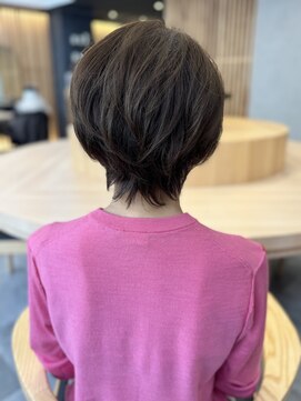 リファインド(REFINED) 大人女性に人気のひし形ショート　　五十嵐