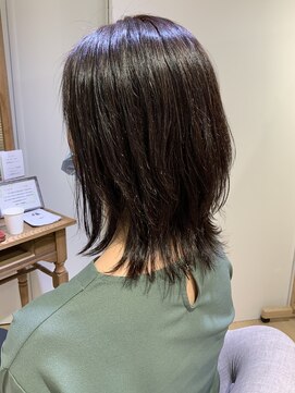 ユーネリー(U-NERY) ミディアムスタイル