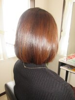 コア フィール ア デイ(COIFFURE A DAY)&nbsp;【M3D見附今町】ミディーボブ