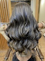 ラヴィエール(LAVIERE by R-EVOLUT)&nbsp;ハイライト/ケアブリーチ/レイヤーカット/髪質改善【柏/柏駅】