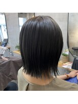 スラン(sran hair and spa) ぱつっとボブのアイスグレー