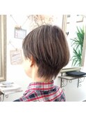 白髪ぼかしショート