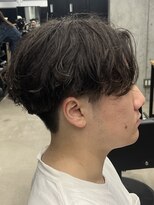 フイ 代々木(Hui)&nbsp;メンズ/アップバング/ツーブロックマッシュ/束感ショート波巻き