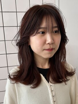 カルテ(QUARTE) アプリコットブラウン　韓国風巻きミディアムレイヤー