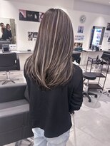 キング 高槻(K!ng) 縮毛矯正髪質改善ハイライトレイヤーカット枚方美容室エクステ