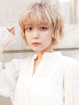 オーバーヘアー 南草津店(over hair) ホワイトブロンド×ショートボブ