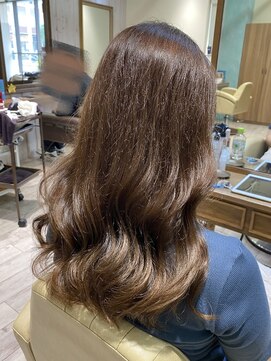 コトナ 越谷店 透明感叶えるヘーゼルベージュ×ロング【越谷】