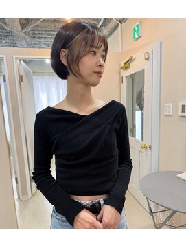 カミエ(kamie) すっきりショート×ダブルカラーカラー