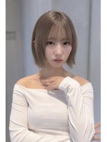 ヴィヴィッド オモテサンドウ(ViViD omotesando)&nbsp;韓国ボブ　グレージュ　アッシュベージュ　レイヤー