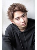 無造作パーマアップバングショート