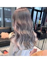 キーン 吉祥寺店(keen)&nbsp;《NANAKO》パールシルバーにインナーカラー