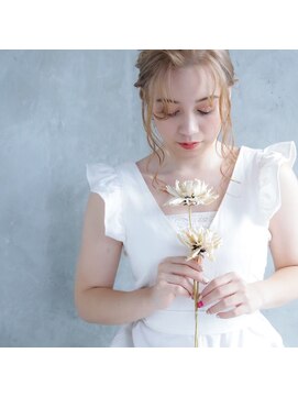 アニータバイガネイシャ(Aujua anita by ganesha) アッシュグレージュ#髪質改善#長浜#ブリーチ#ダブルカラー