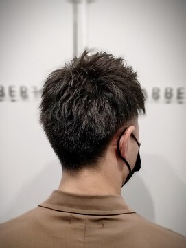 リバティシェアバーバー 銀座(LIBERTY SHARE BARBER) 【スポーティーメンズ】ツーブロックショートスタイル