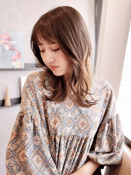 メゾンデエムスラッシュ センター北(Maison des M.SLASH) ミックスカール/シースルーバング/ハイライト/センター北