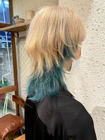 マジコ 下北沢本店(Magico) 韓国風レイヤーカットウルフカット前髪カットホワイトブルー