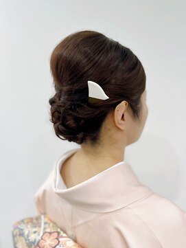 ジラ ヘアアンドメイク(girra HAIR&MAKE) 訪問着着付けヘアセット