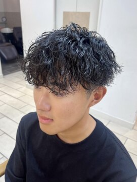 テトラ バイ ネオリーブ 横浜西口店(tetra by neolive) メンズパーマ 波巻きパーマ マッシュ 横浜