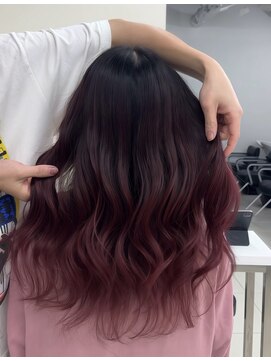 アライブ ハラジュク(ALIVE harajuku) 今流行りの海外風バレイヤージュ